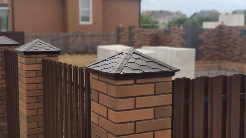 Колпак Zking Эверест Коричневый на столб 1.5х1.5 кирпича (390х390мм) в Шахтах фото