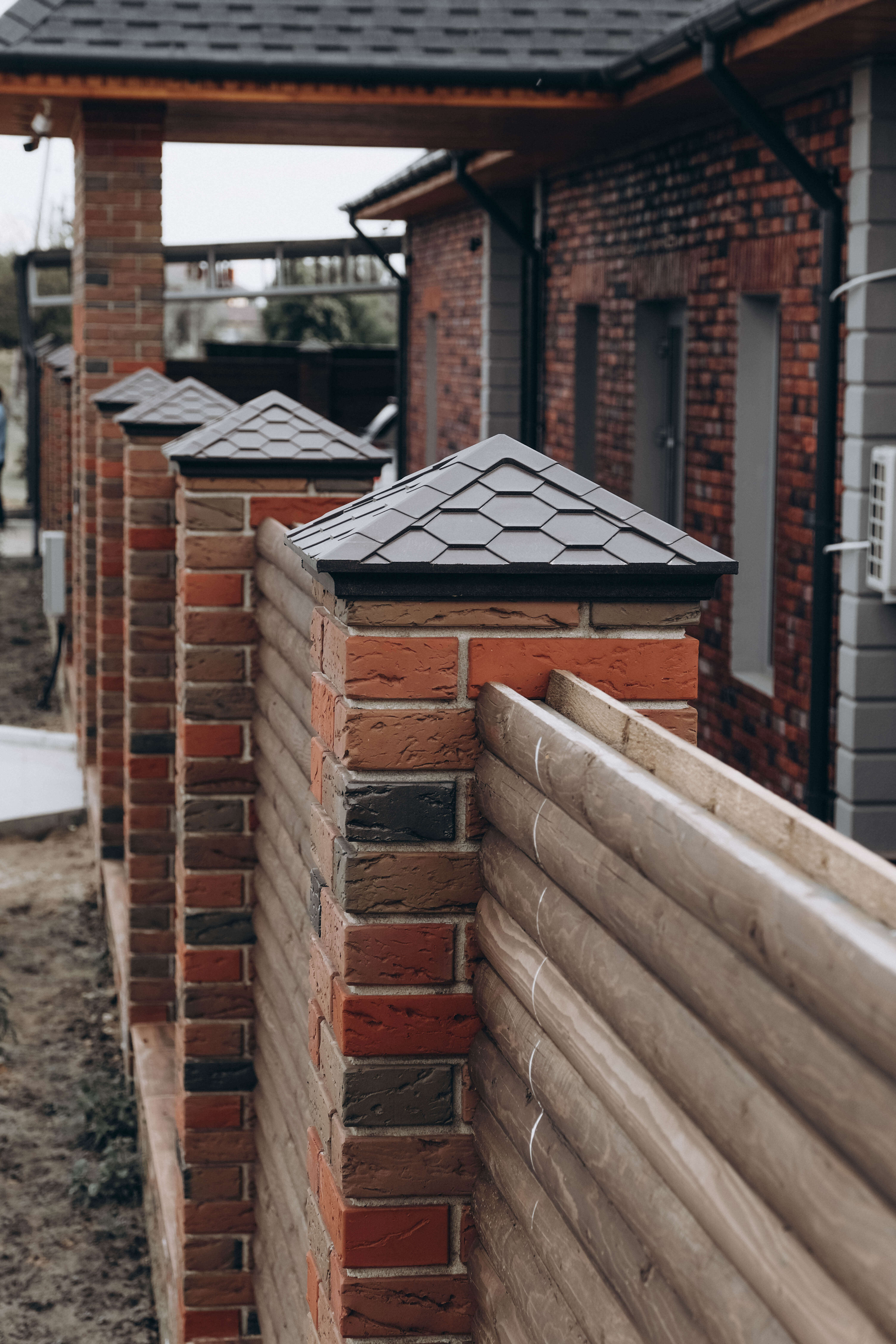 Колпак Zking Эверест Коричневый на столб 1.5х1.5 кирпича (390х390мм) в Шахтах фото